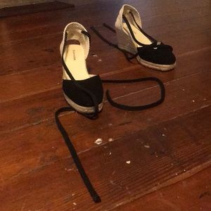 REFORMATION LACE UP ESPADRILLE WEDGES